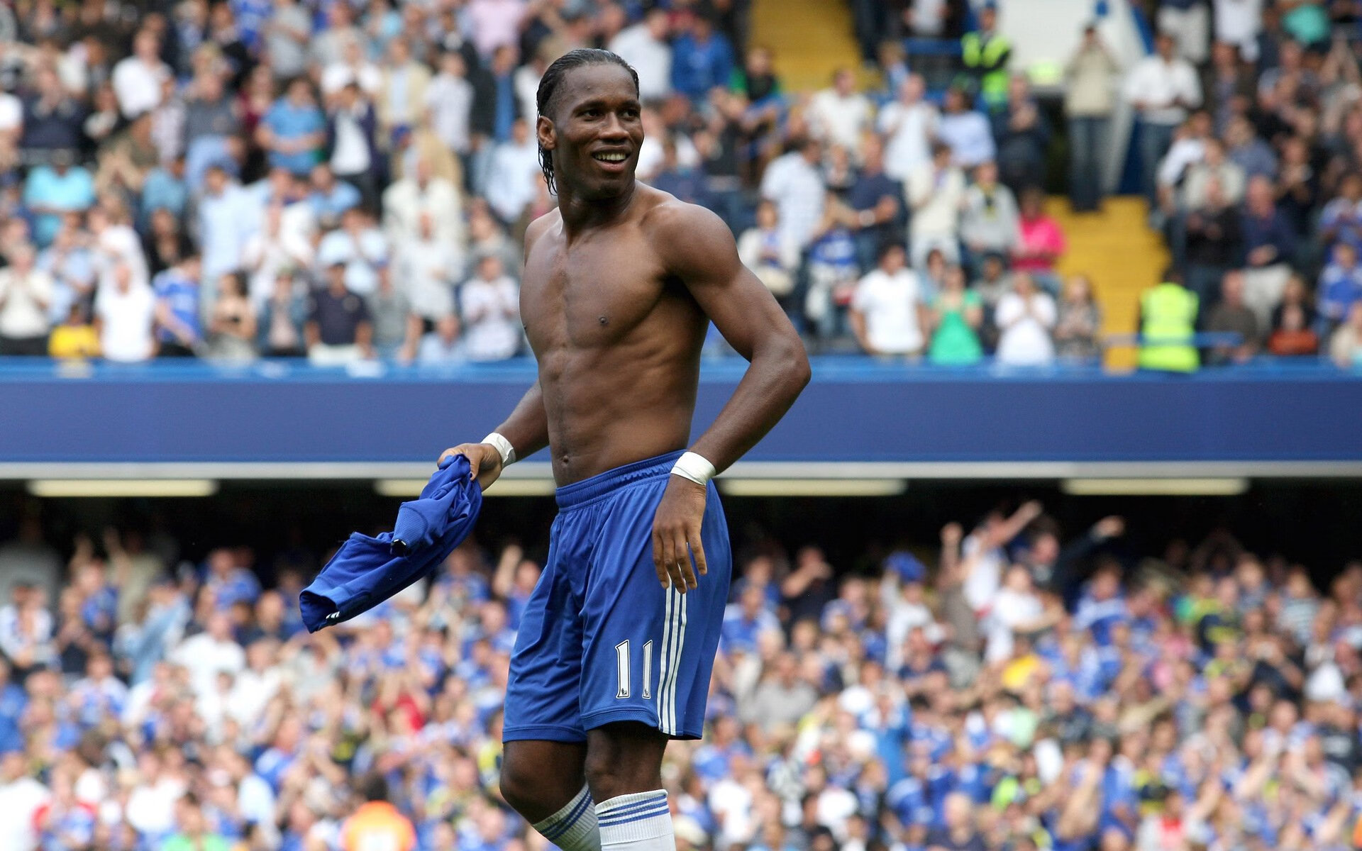 LEYU乐鱼体育官方网站-足球门将专项技术训练课程全国铺开，足球门将规则小技巧