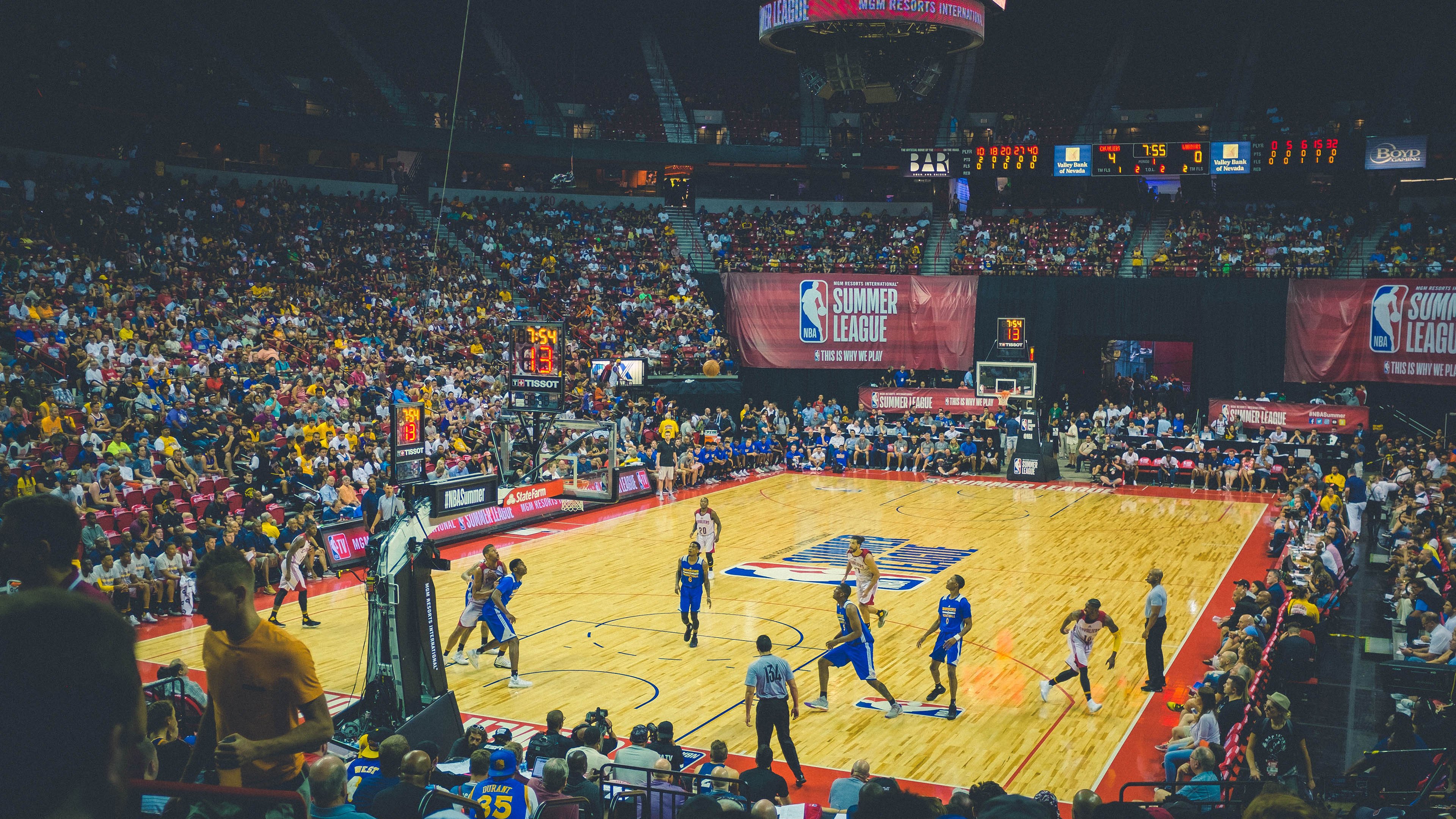 杜兰特24分+8失误 申京准三双！火箭连胜被终结问题明显，杜兰特在火箭打过球吗