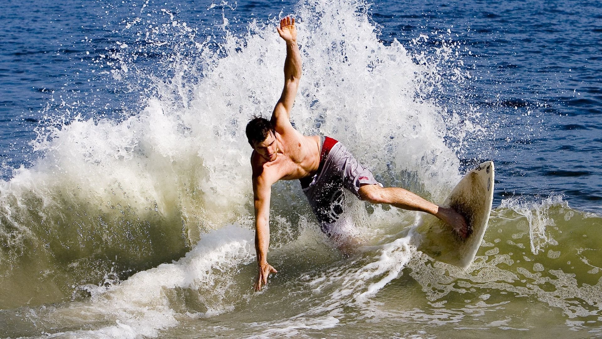 球员在赛季中段迎来职业生涯转折点，本赛季球员数据